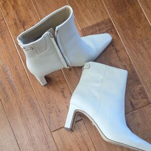 Sam Edelman Cream Heeled Boots